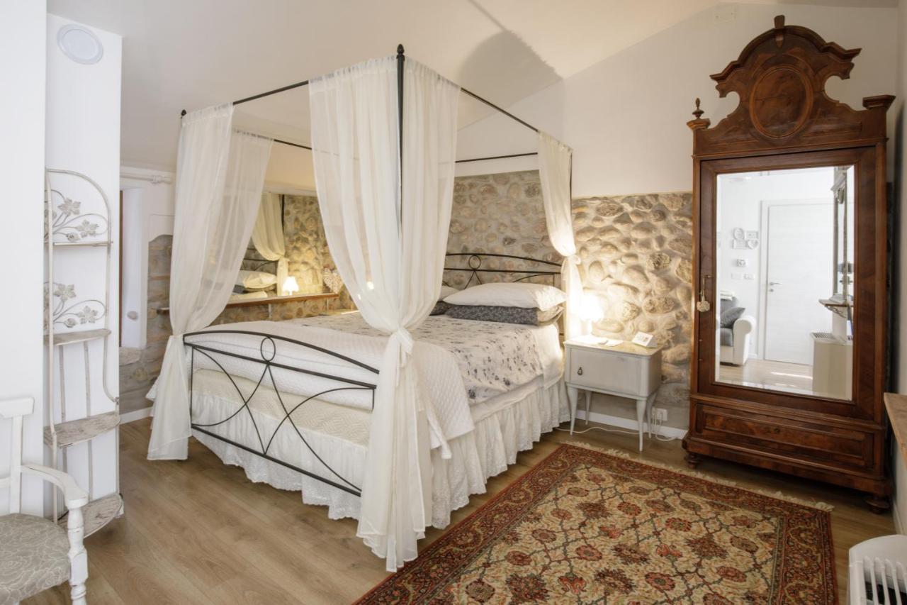 Gardabeds Adults Only Hotell Castelnuovo del Garda Eksteriør bilde